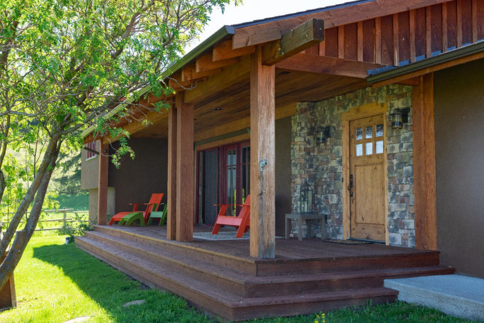 Mountain Home Vacation Rentals — , 
