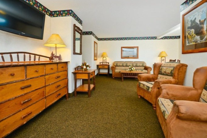 Yellowstone Kelly Inn — , 