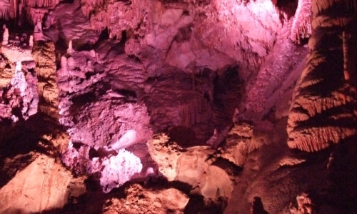 Lewis & Clark Caverns
